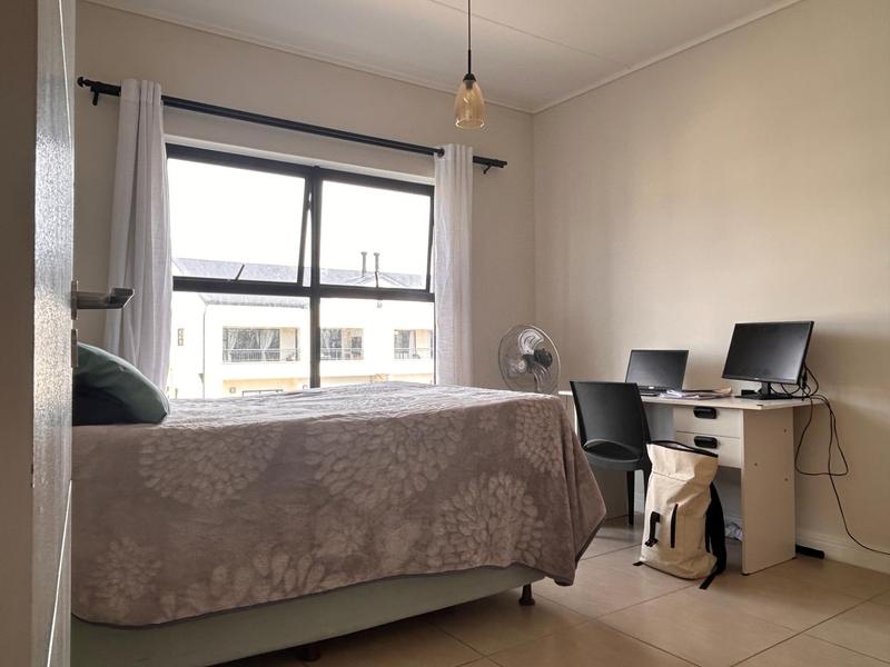 To Let 1 Bedroom Property for Rent in Sandown Western Cape